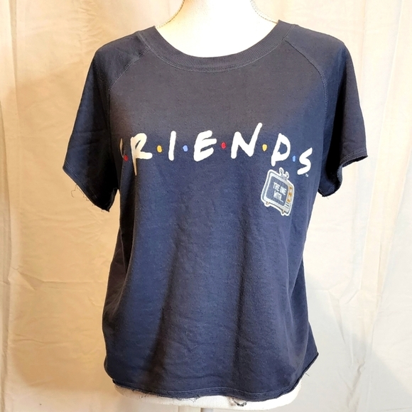 FRIENDS Inspired Women's Sleep Shirt 👕 - Picture 2 of 11